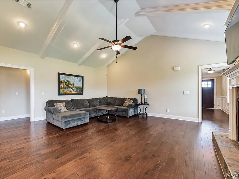 8115 Faith Ct — Photo 6