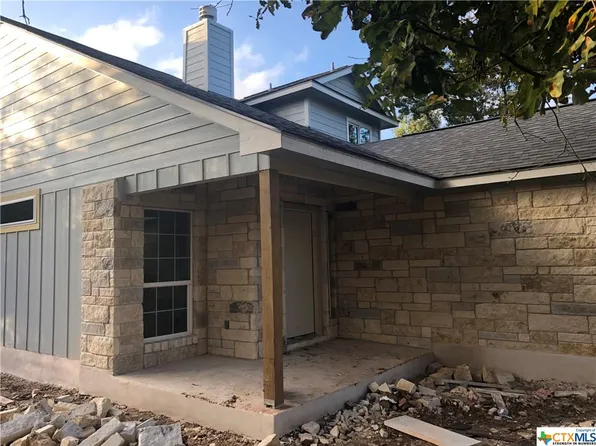 10 Happy Holw, Wimberley, TX 78676