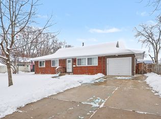 40 Codorus Rd, Montgomery, IL 60538