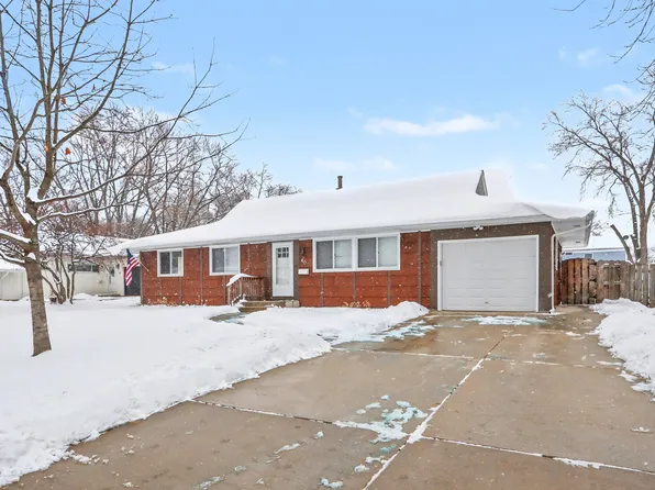 40 Codorus Rd, Montgomery, IL 60538