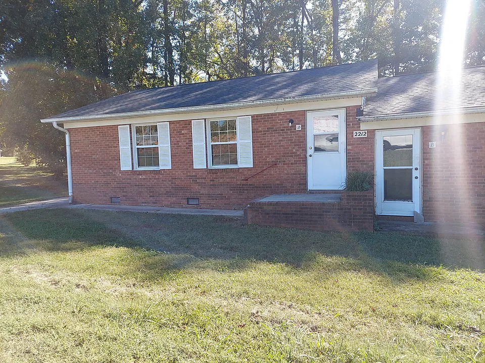 2212 State Highway 47 #B