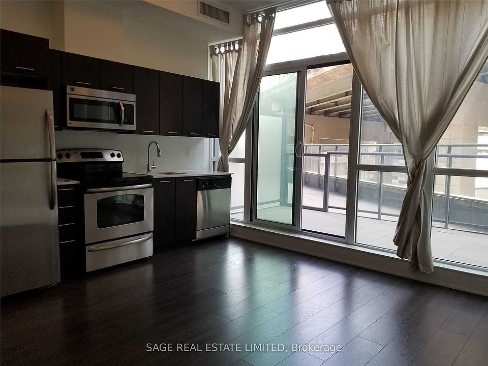1st image of 169 Fort York Blvd #220