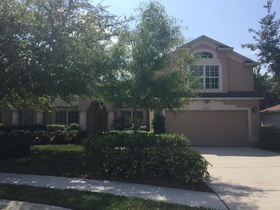 1st image of 2435 Village Ln