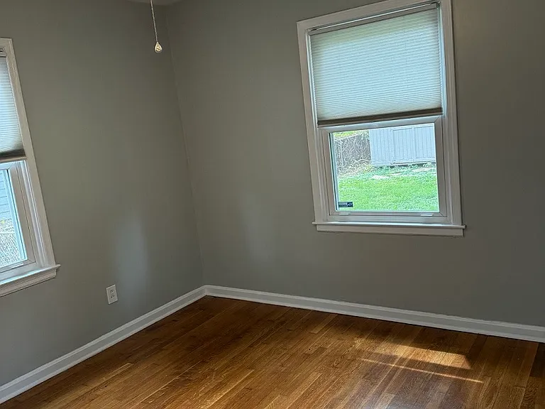 5444 Cedar St — Photo 6