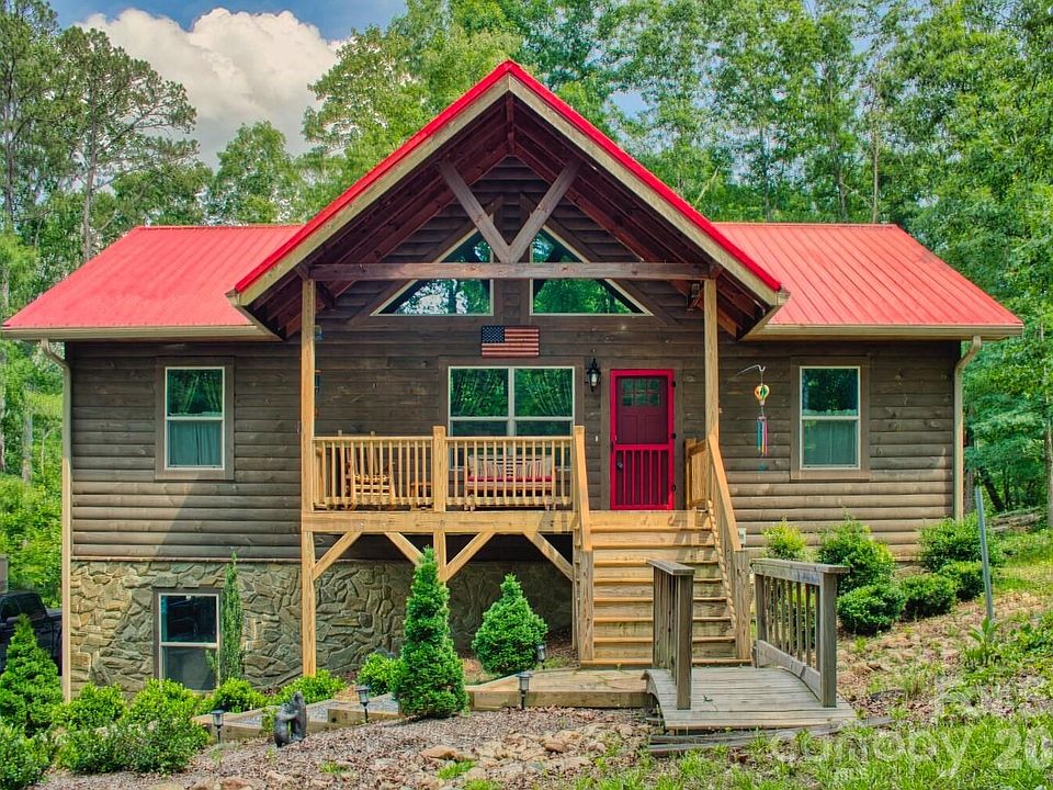 1st image of 749 Hearthstone Dr