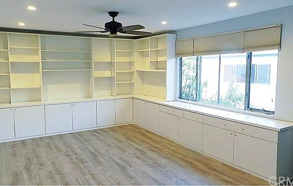 4th image of 927 20th St Unit E