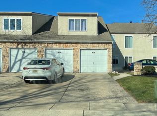 37 Sandra Rd, Voorhees, NJ 08043