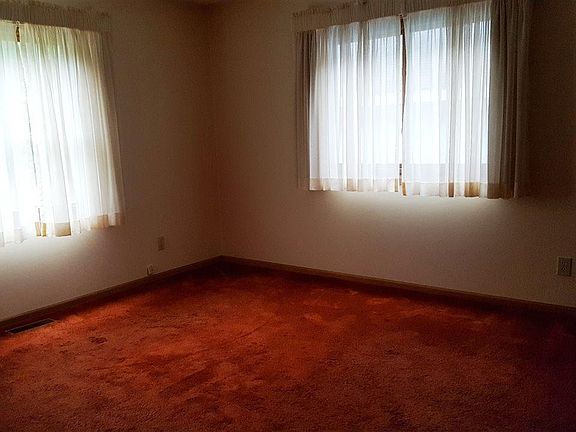 4th image of 4813 E Red Oaks Dr