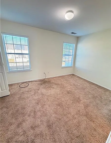 125 Fairgreen St — Photo 9