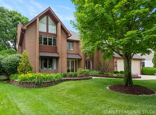 809 Glenmore Ct, Naperville, IL 60540