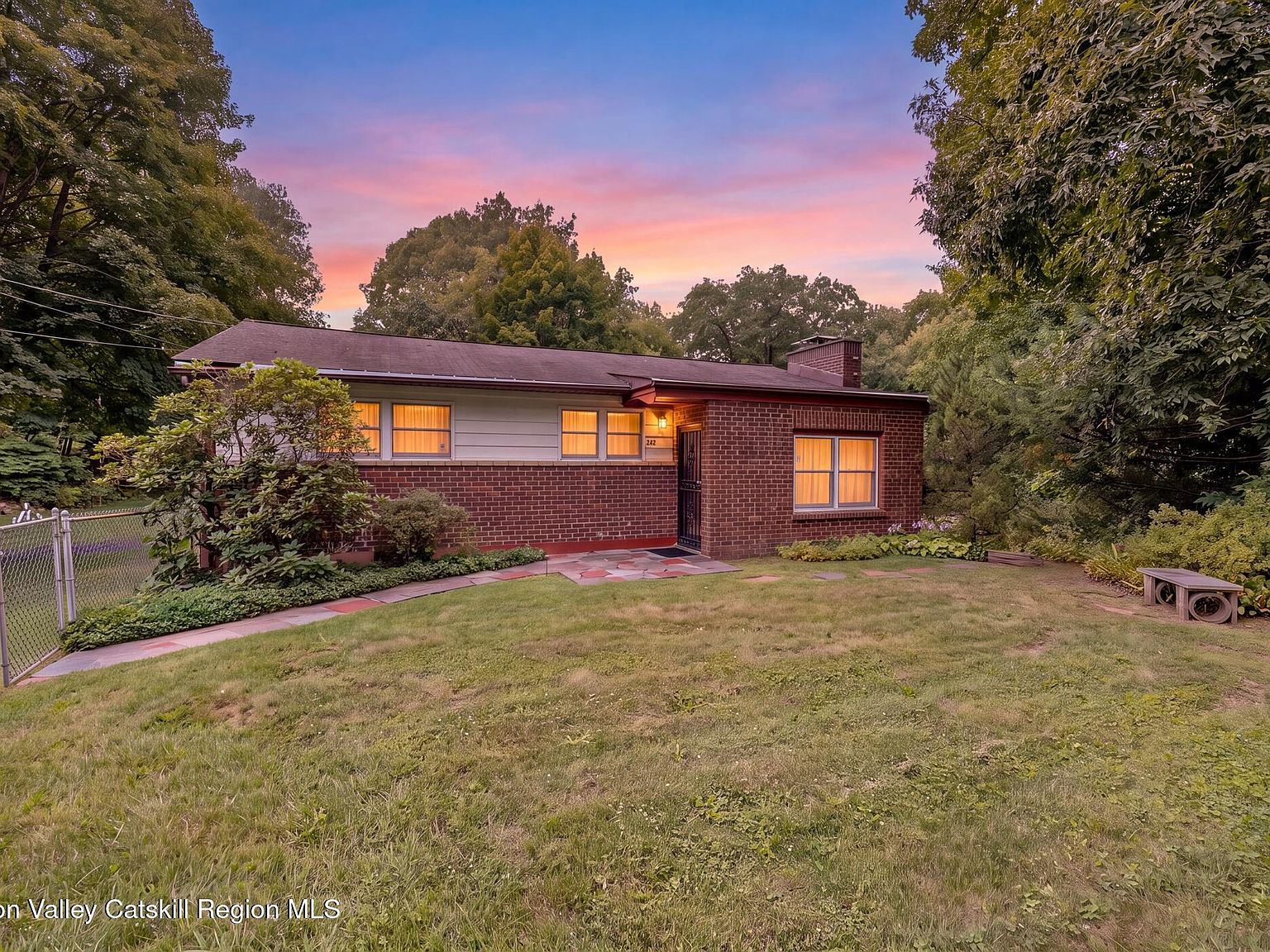 207 Horton Lane, Port Ewen, NY 12466 | MLS #20265077 | Zillow