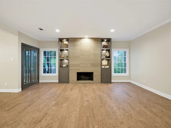 4212 Lomo Alto Dr #202, Highland Park, TX 75219