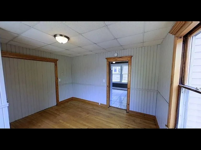 539 Rock St — Photo 6