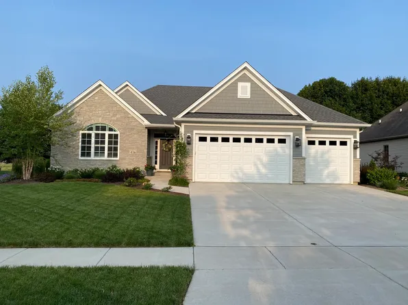 416 Heatherwood Dr, Oswego, IL 60543