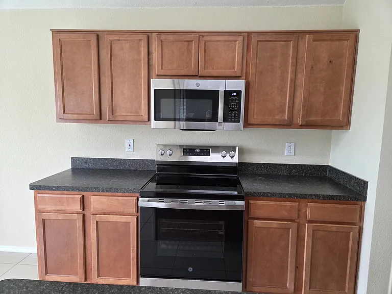 12100 Worthwood St — Photo 20