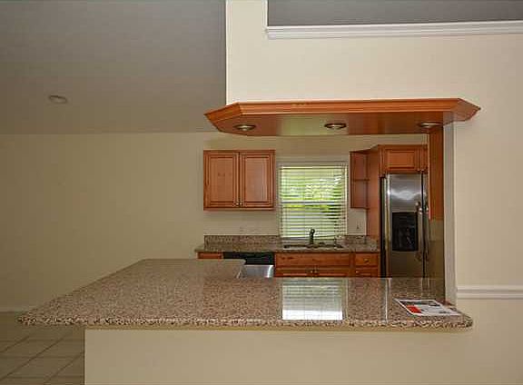 3rd image of 812 NW Waterlily Pl