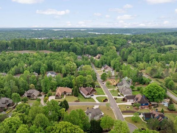 7505 Antique Barn Ave, Cumming, GA 30041