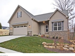 810 Shadow Creek Trl, Amherst, OH 44001