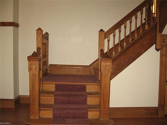 4th image of 508 2nd St
