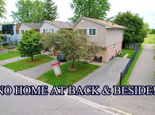 25 Gladstone Sq, Brampton, ON L6S 2H5