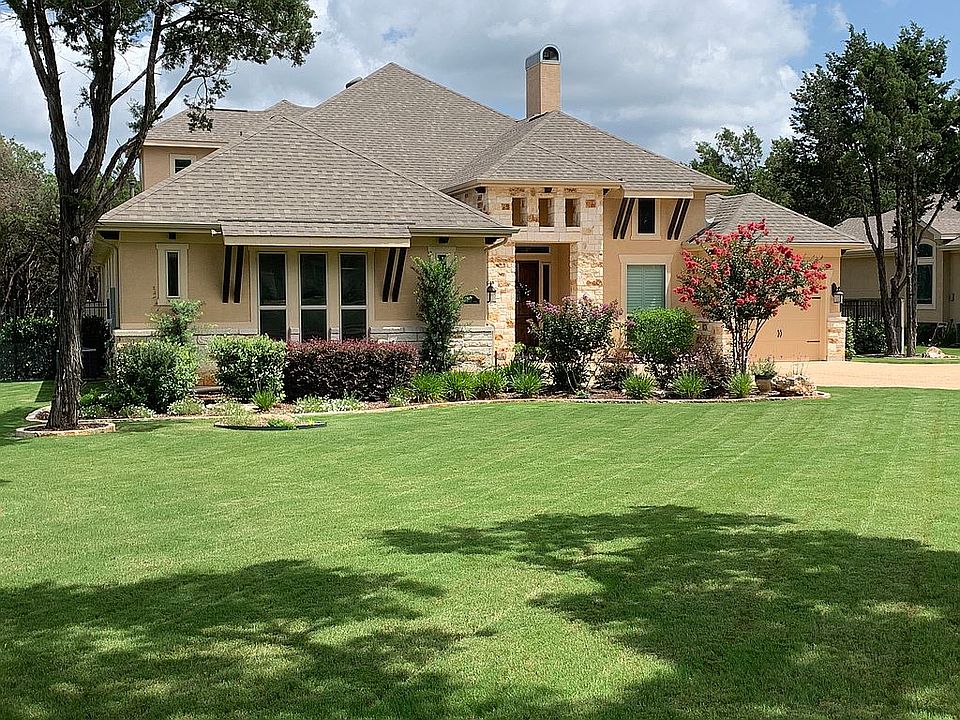 1st image of 966 Woodland Oaks