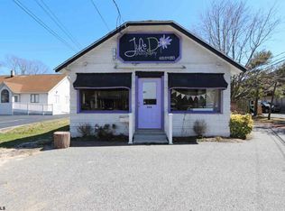 208 New Rd, Linwood, NJ 08221