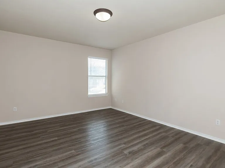 1612 Melissa Oaks Ln — Photo 22