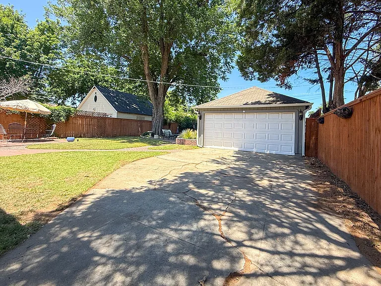 3121 NW 22nd St — Photo 6