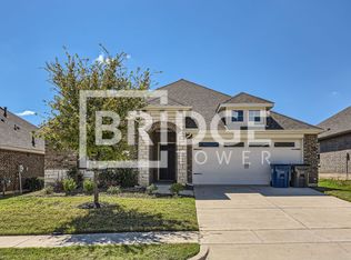 210 Greenhill St, Glenn Heights, TX 75154