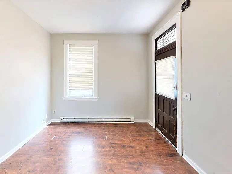 426 Ada St — Photo 11