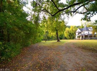 22 Whiplash Ln, Tryon, NC 28782