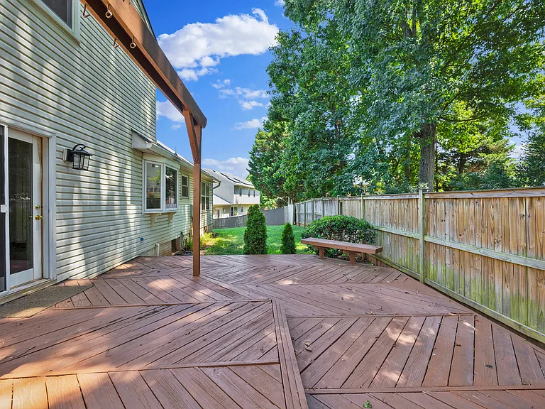 203 Markwood Dr — Photo 46