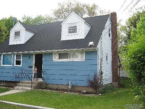 2nd image of 850 Fullerton Ave