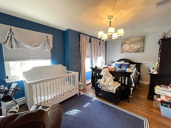 5th image of 37 Dovetree Ln