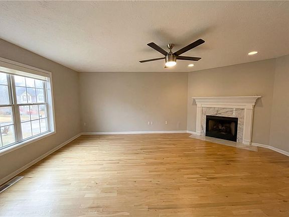 3rd image of 2859 Savannah Walk Ln