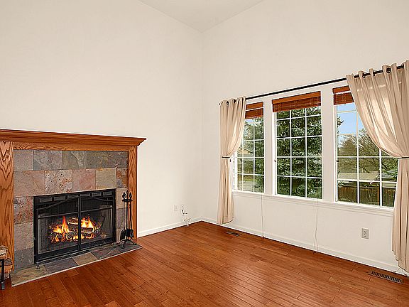 2nd image of 12415 93rd Ave NE
