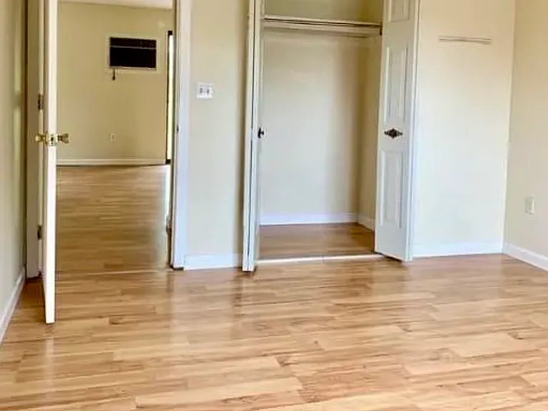 2400 Skyline Dr #1 — Photo 5