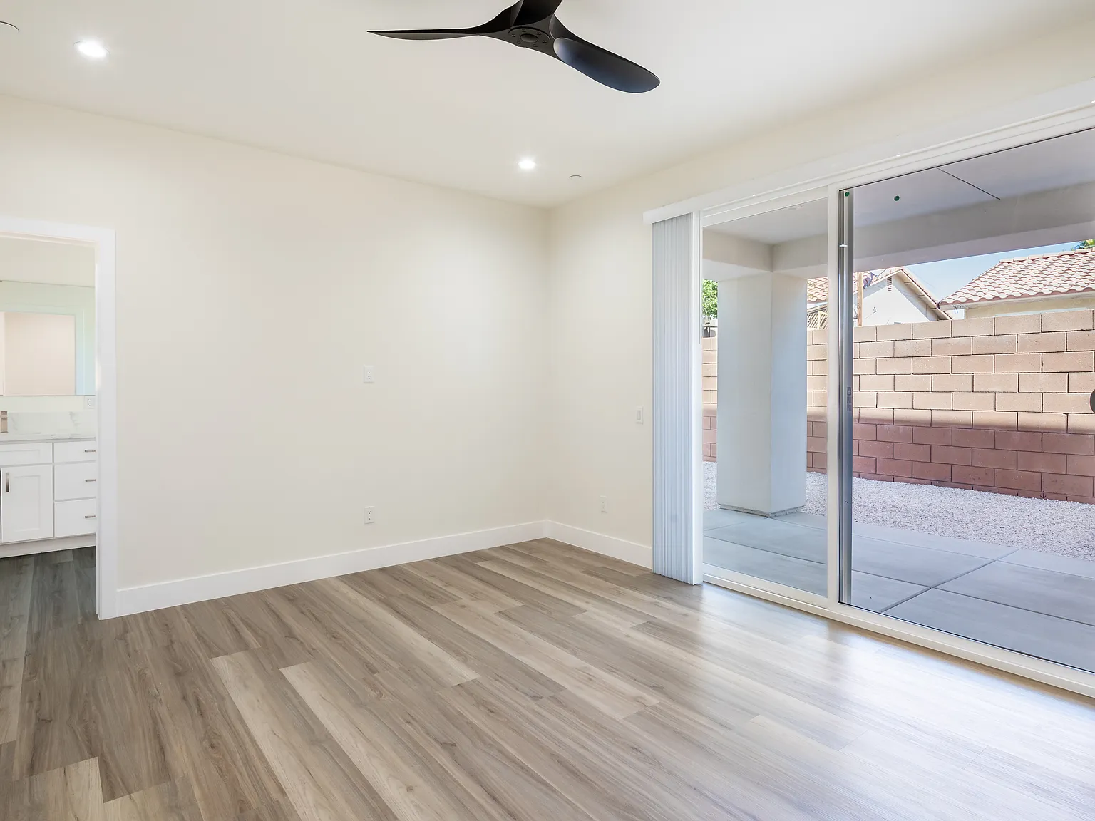 3 bed, 1698 sqft, $2,800 — Photo 4