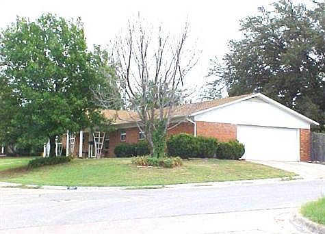 4th image of 1117 Walters Dr