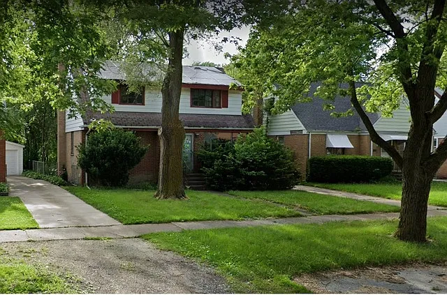 17626 Burnham Ave photo 1