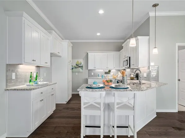 21798 W 119th Ter #1401, Olathe, KS 66061