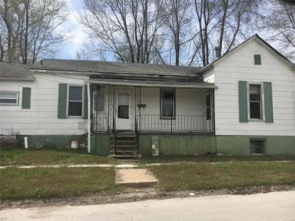 407 S Griffith St, Hannibal, MO 63401