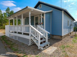 306 1/2 N 3rd St, Osburn, ID 83849