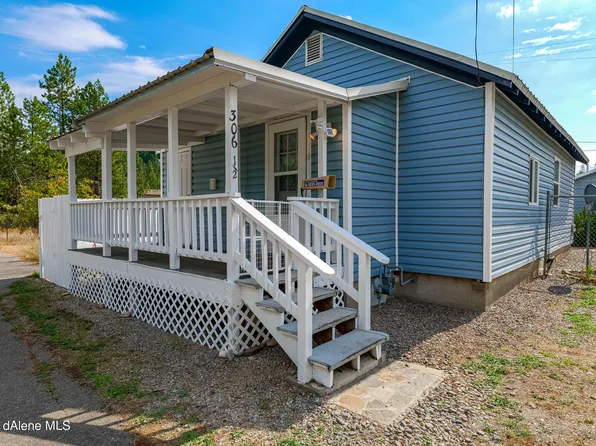 306 1/2 N 3rd St, Osburn, ID 83849