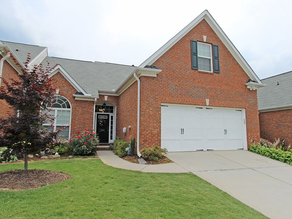 1st image of 202 Claremore Dr