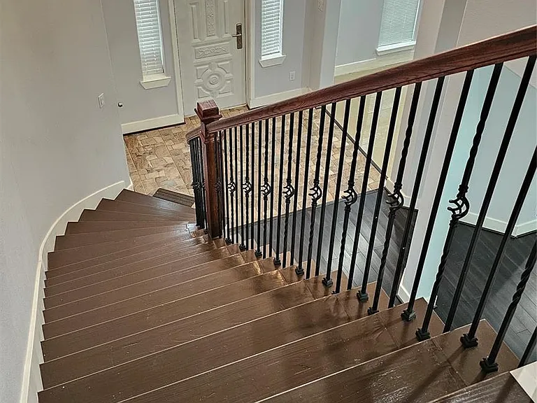 3715 Aldridge Dr — Photo 33