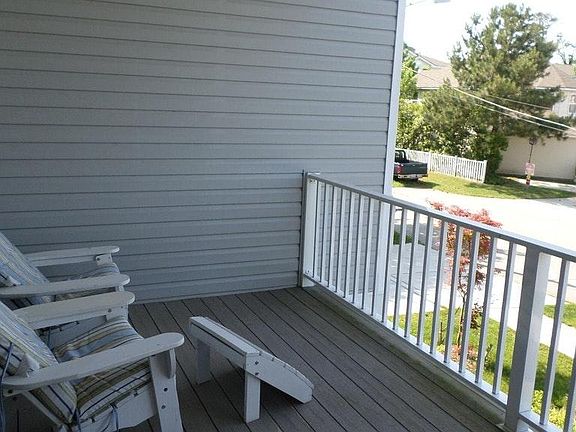 5th image of 4801 Machen Ave