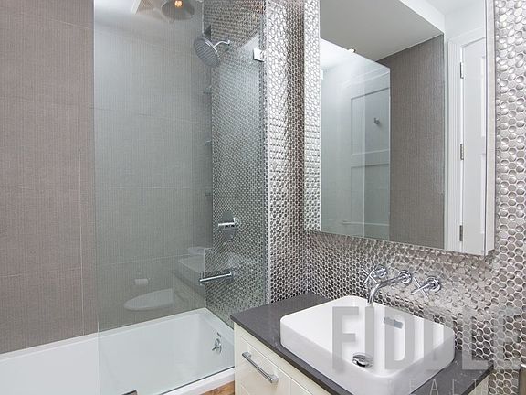 3rd image of 4441 Purves St APT 1909