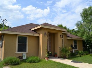 308 Pulliam St, Uvalde, TX 78801