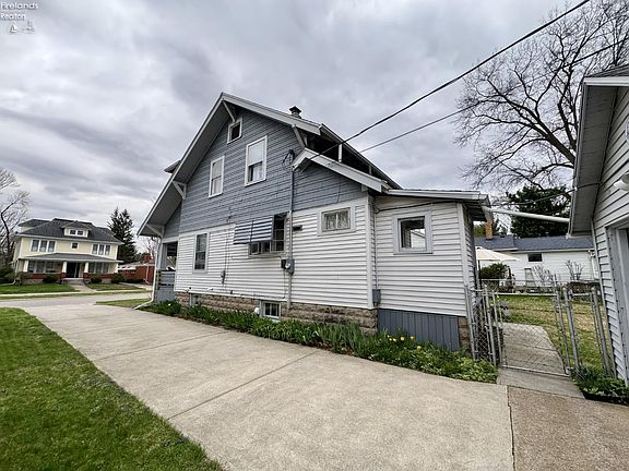 4th image of 3 Rosedale Blvd
